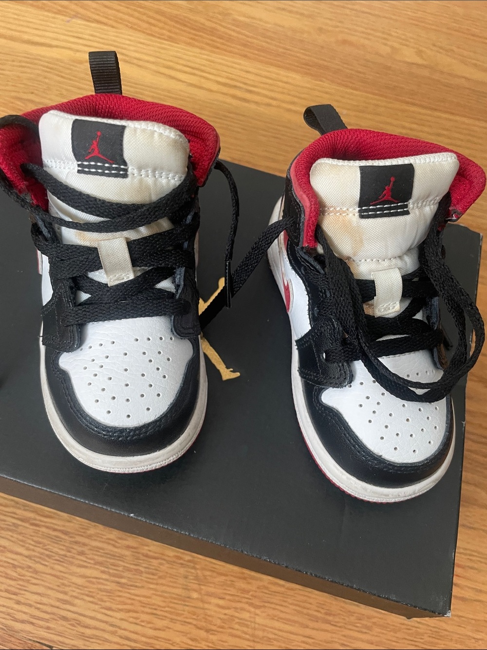 Jordan Kids High-Top Sneakers in White, Black & Red